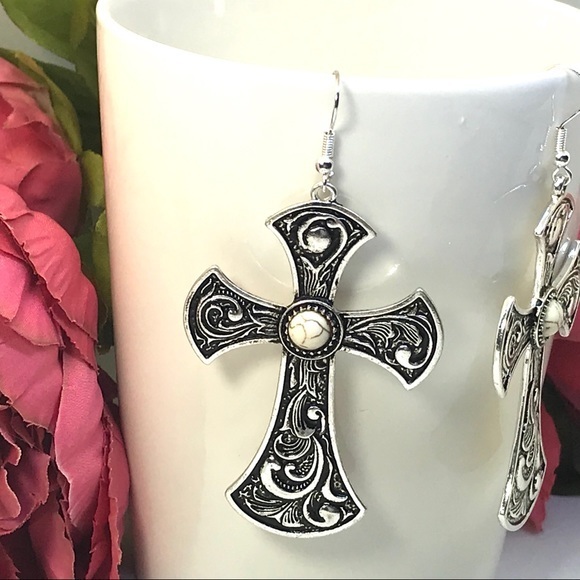 NWT Earrings Silver Cross Southwestern Natural Turquoise Western Rodeo Religion - Picture 3 of 3